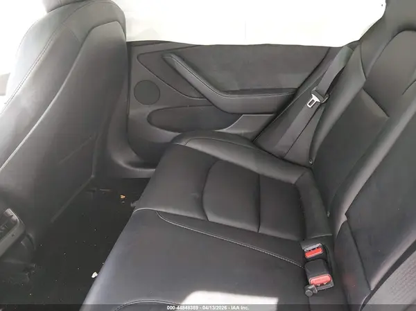 5YJ3E1EB9NF185527 2022 TESLA MODEL 3 - Image 8