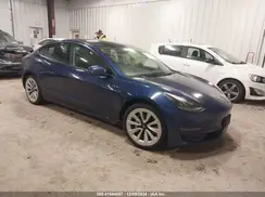 5YJ3E1EB9NF186113 2022 TESLA MODEL 3