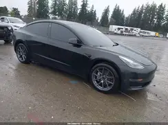 5YJ3E1EB9NF186452 2022 TESLA MODEL 3