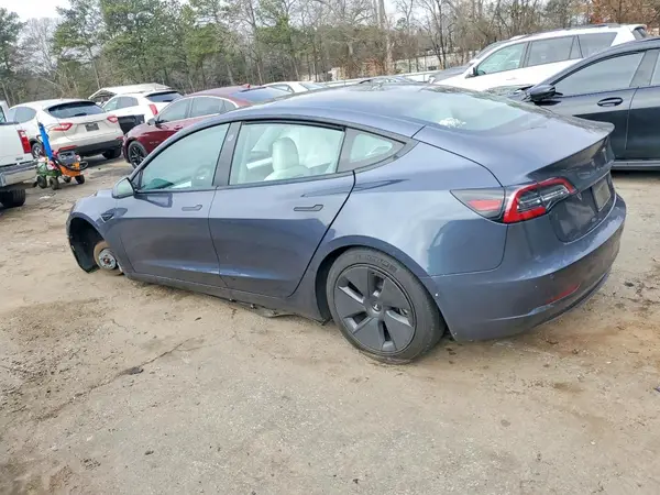 5YJ3E1EB9NF192901 2022 TESLA MODEL 3 - Image 2