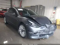 5YJ3E1EB9NF195703 2022 TESLA MODEL 3