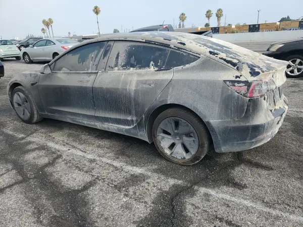 5YJ3E1EB9NF199993 2022 TESLA MODEL 3 - Image 2