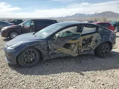 5YJ3E1EB9NF201144 2022 TESLA MODEL 3