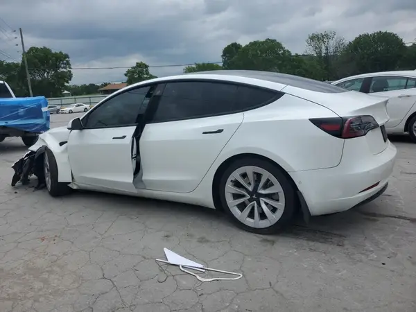 5YJ3E1EB9NF203489 2022 TESLA MODEL 3 - Image 2