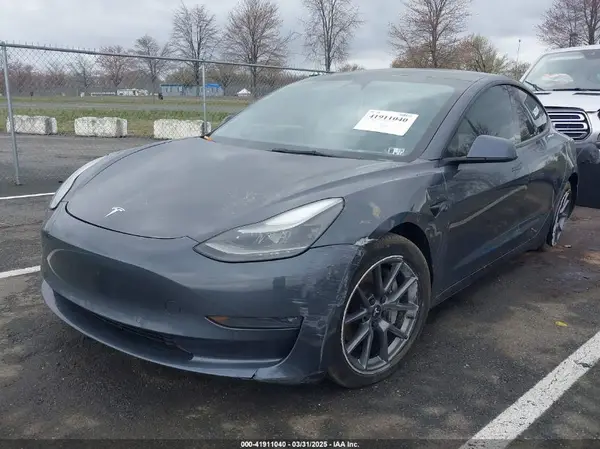 5YJ3E1EB9NF206943 2022 TESLA MODEL 3 - Image 2