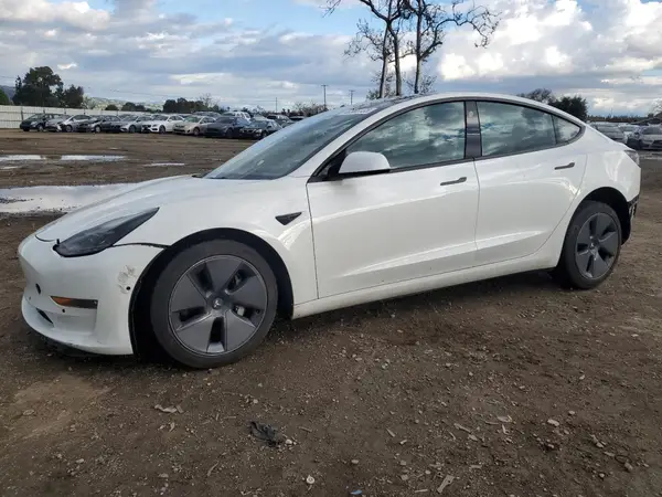 5YJ3E1EB9NF207364 2022 TESLA MODEL 3 - Image 1