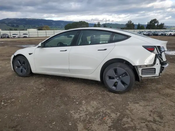 5YJ3E1EB9NF207364 2022 TESLA MODEL 3 - Image 2