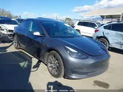 5YJ3E1EB9NF228568 2022 TESLA MODEL 3