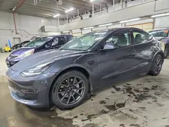5YJ3E1EB9NF239747 2022 TESLA MODEL 3