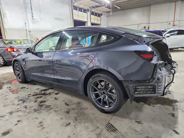 5YJ3E1EB9NF239747 2022 TESLA MODEL 3 - Image 2