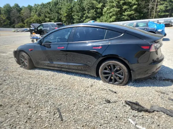 5YJ3E1EB9NF245595 2022 TESLA MODEL 3 - Image 2