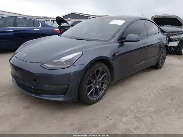 5YJ3E1EB9NF253681 2022 TESLA MODEL 3 - Image 2
