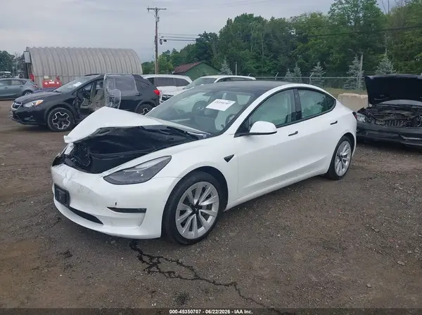 5YJ3E1EB9NF253809 2022 TESLA MODEL 3 - Image 2