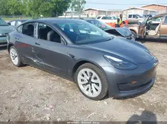 5YJ3E1EB9NF254149 2022 TESLA MODEL 3