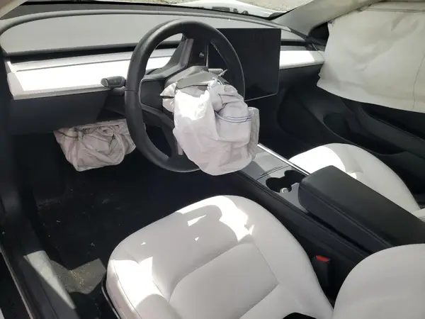 5YJ3E1EB9NF254832 2022 TESLA MODEL 3 - Image 8