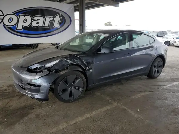 5YJ3E1EB9NF263241 2022 TESLA MODEL 3 - Image 1