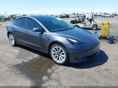 5YJ3E1EB9NF264440 2022 TESLA MODEL 3
