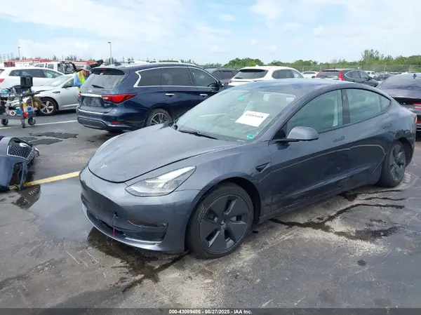 5YJ3E1EB9NF267483 2022 TESLA MODEL 3 - Image 2