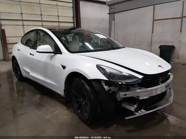 5YJ3E1EB9NF277009 2022 TESLA MODEL 3 - Image 1