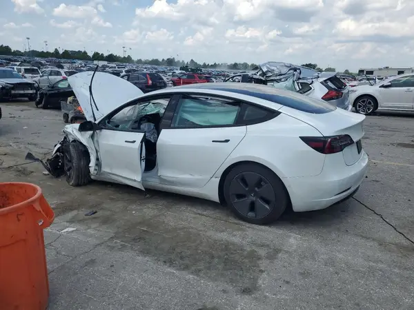 5YJ3E1EB9NF278449 2022 TESLA MODEL 3 - Image 2
