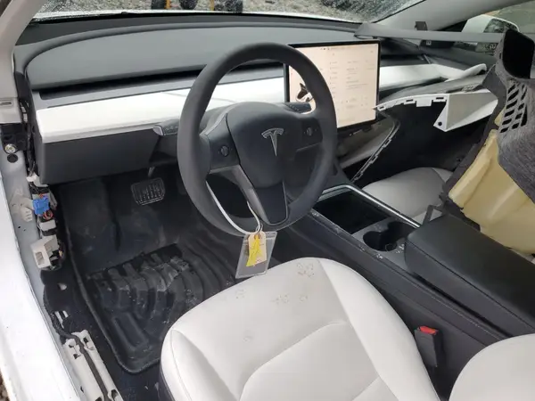 5YJ3E1EB9NF278693 2022 TESLA MODEL 3 - Image 8