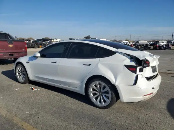 5YJ3E1EB9NF298183 2022 TESLA MODEL 3 - Image 2