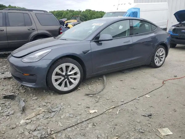 5YJ3E1EB9NF316181 2022 TESLA MODEL 3 - Image 1