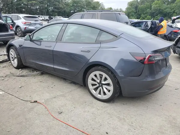 5YJ3E1EB9NF316181 2022 TESLA MODEL 3 - Image 2