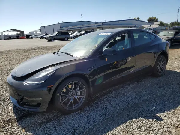 5YJ3E1EB9NF317217 2022 TESLA MODEL 3 - Image 1