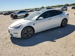 5YJ3E1EB9NF318996 2022 TESLA MODEL 3
