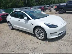 5YJ3E1EB9NF321073 2022 TESLA MODEL 3