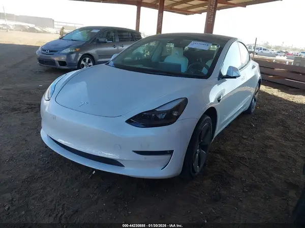 5YJ3E1EB9NF327522 2022 TESLA MODEL 3 - Image 2