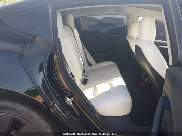 5YJ3E1EB9NF339444 2022 TESLA MODEL 3 - Image 8