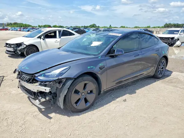 5YJ3E1EB9NF345020 2022 TESLA MODEL 3 - Image 1