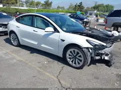5YJ3E1EB9NF349570 2022 TESLA MODEL 3