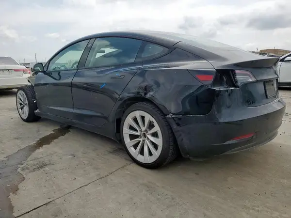 5YJ3E1EB9NF354607 2022 TESLA MODEL 3 - Image 2