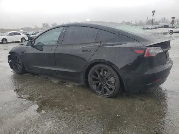 5YJ3E1EB9NF355000 2022 TESLA MODEL 3 - Image 2