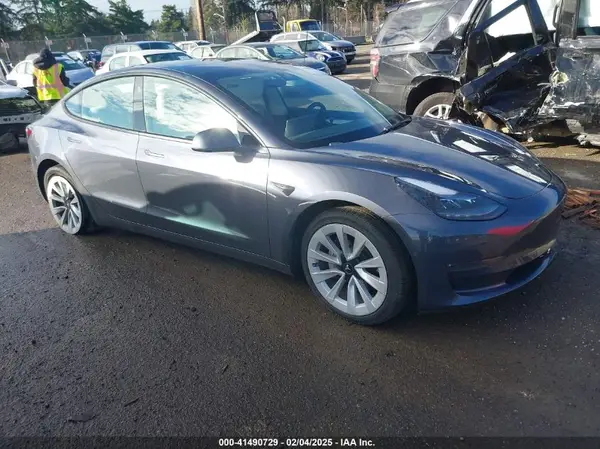 5YJ3E1EB9NF363484 2022 TESLA MODEL 3 - Image 1