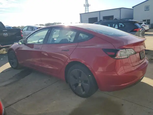 5YJ3E1EB9NF365591 2022 TESLA MODEL 3 - Image 2