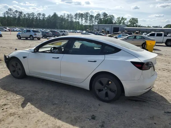 5YJ3E1EB9PF386556 2023 TESLA MODEL 3 - Image 2