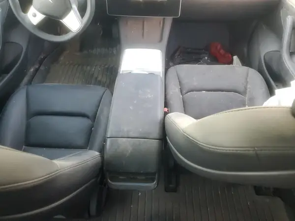 5YJ3E1EB9PF392776 2023 TESLA MODEL 3 - Image 8