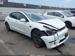 5YJ3E1EB9PF393085 2023 TESLA MODEL 3