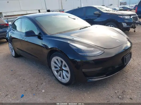 5YJ3E1EB9PF415232 2023 TESLA MODEL 3 - Image 1