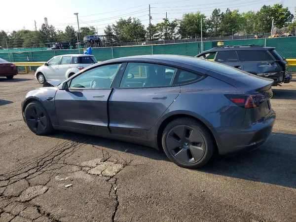 5YJ3E1EB9PF603975 2023 TESLA MODEL 3 - Image 2