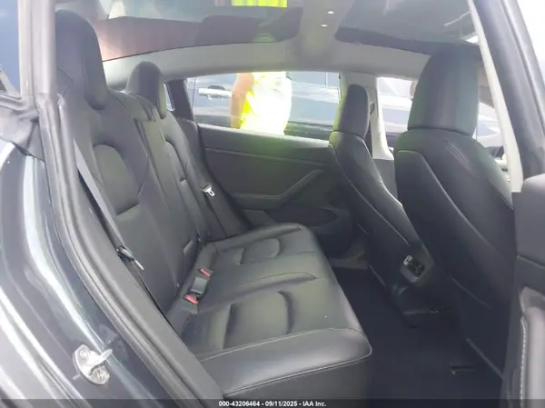 5YJ3E1EB9PF619531 2023 TESLA MODEL 3 - Image 8