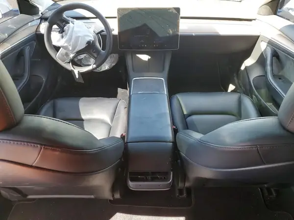 5YJ3E1EB9PF630965 2023 TESLA MODEL 3 - Image 8