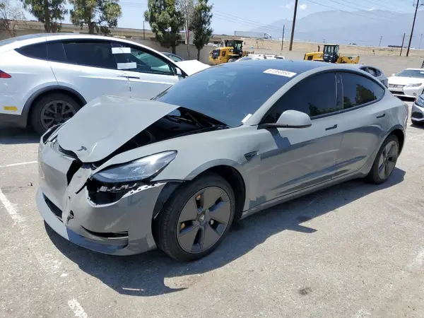 5YJ3E1EB9PF633168 2023 TESLA MODEL 3 - Image 1