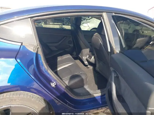 5YJ3E1EB9PF633557 2023 TESLA MODEL 3 - Image 8