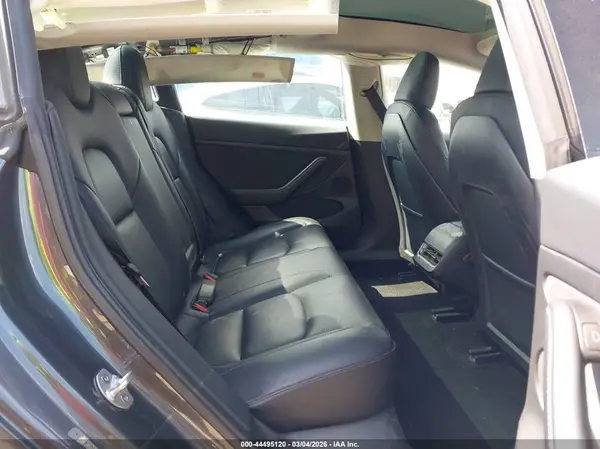 5YJ3E1EB9PF634076 2023 TESLA MODEL 3 - Image 8