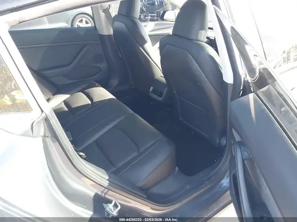 5YJ3E1EB9PF636796 2023 TESLA MODEL 3 - Image 8